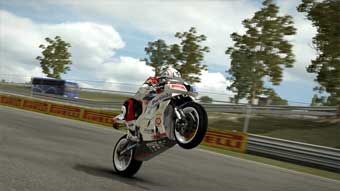 SBK X : Superbike World Champion (image 2)