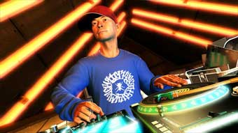 DJ Hero 2 (image 3)